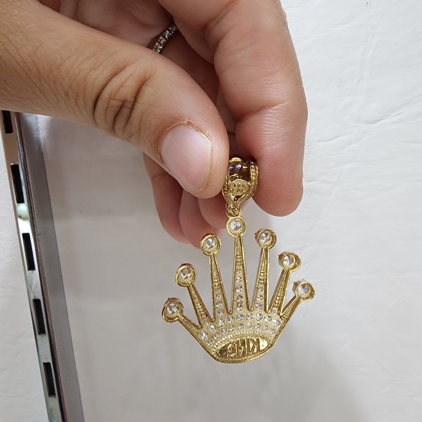 10K Gold King Crown Pendant