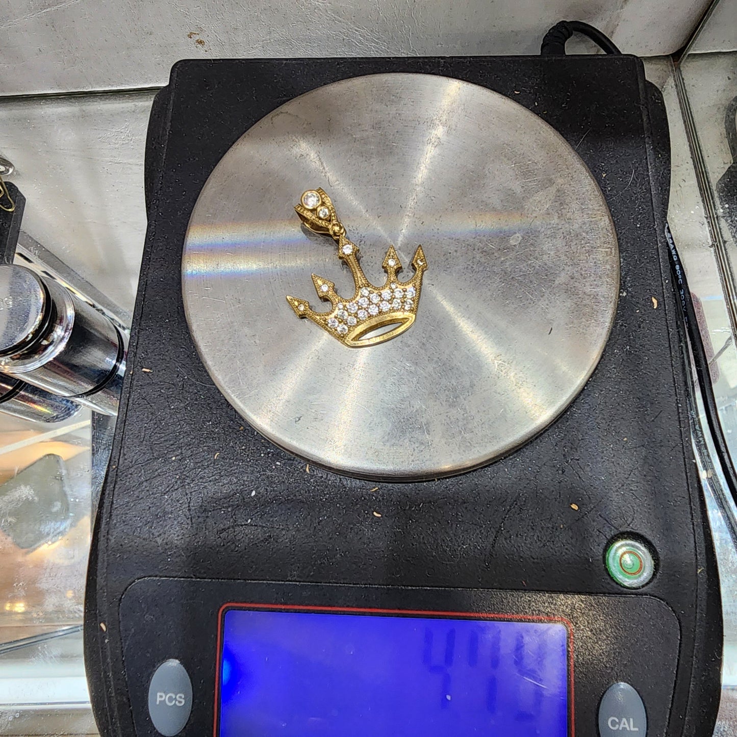10K Gold Crown Pendant