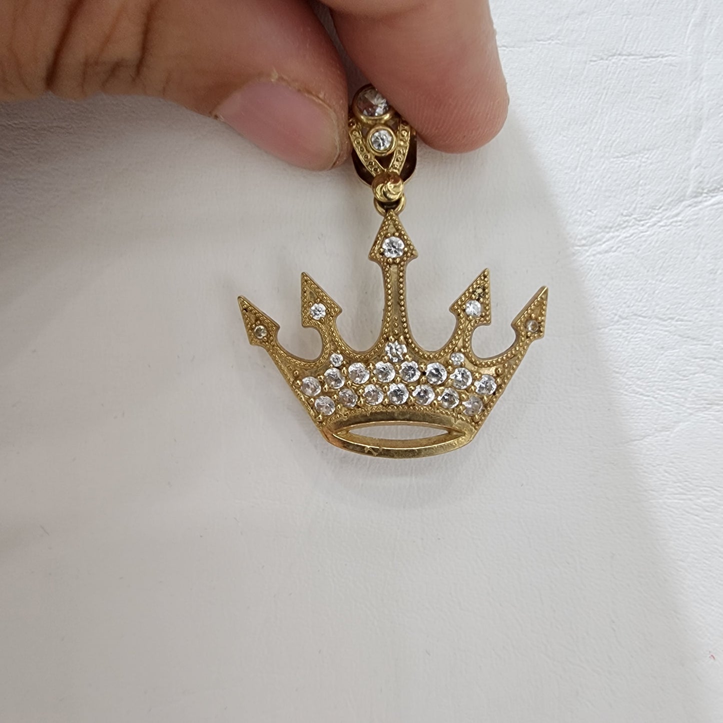 10K Gold Crown Pendant