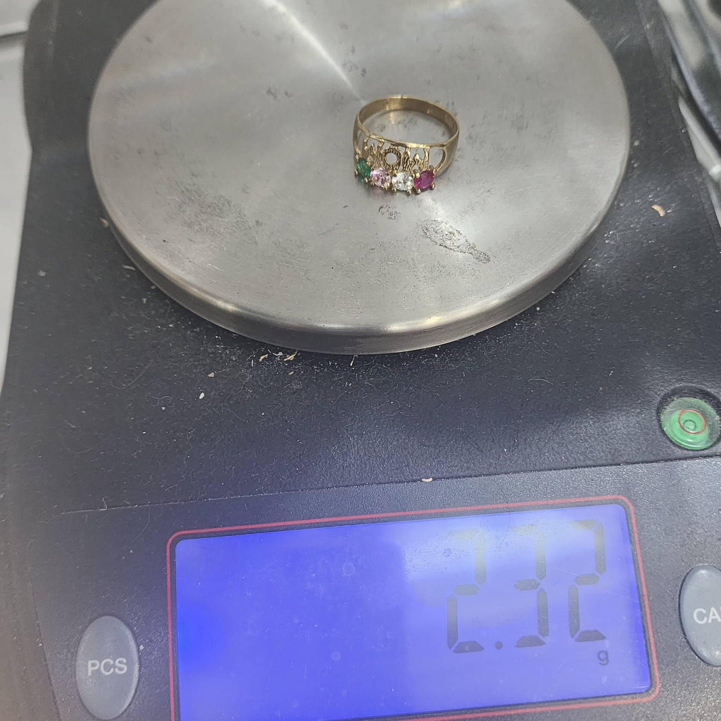 10K Gold MOM Ring