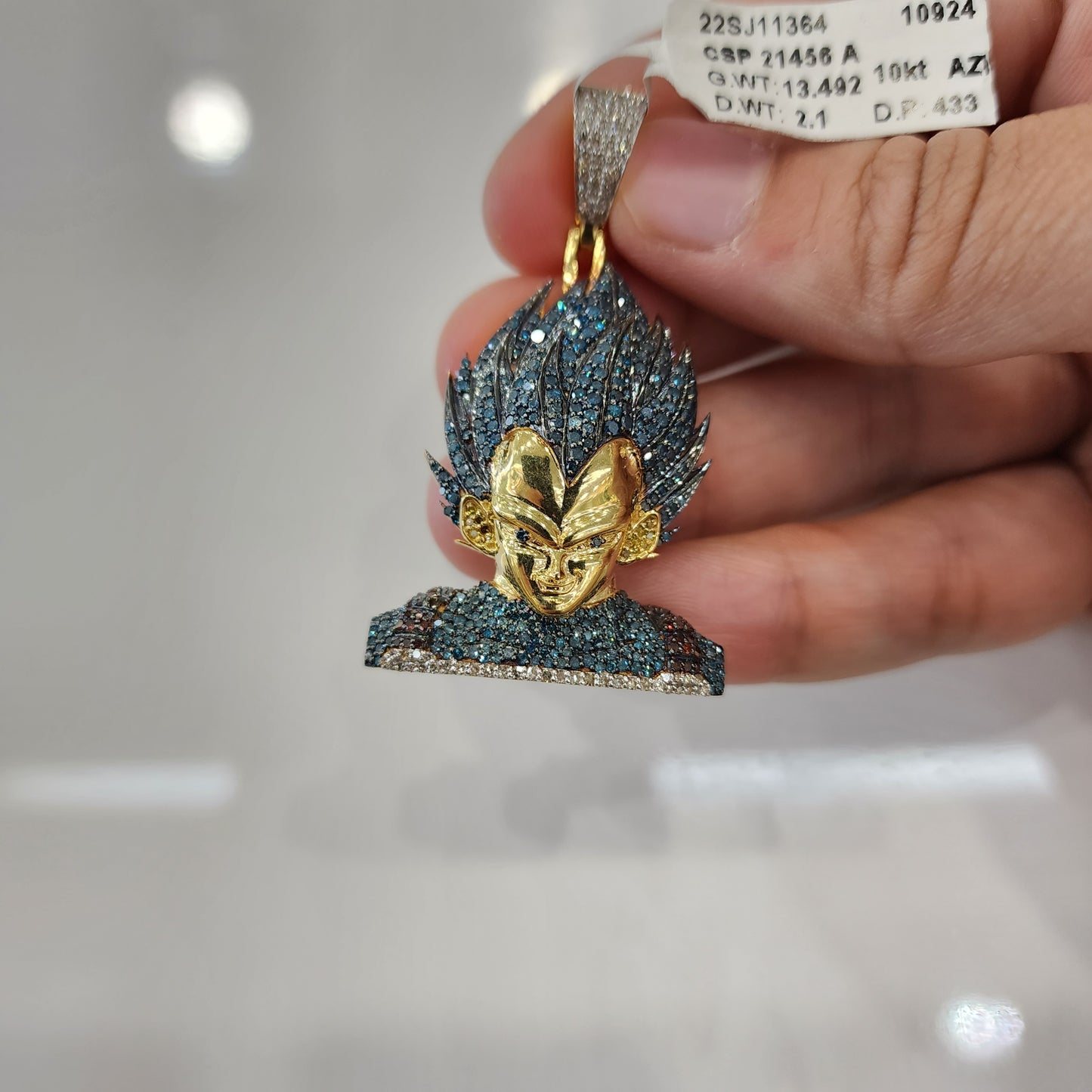 10K Gold and Diamond Vageta Pendant